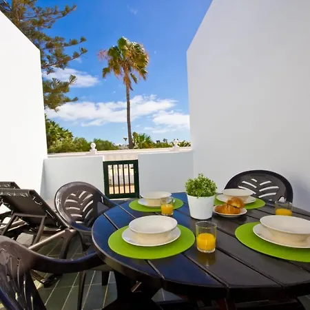 Apartament Club Valena 3, Modern Apartment, Wifi, Close To Amenities, At Matagorda Puerto del Carmen (Lanzarote)