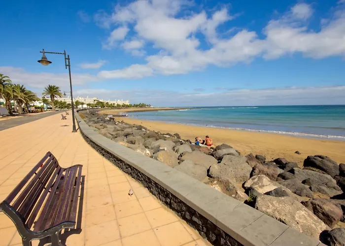 Apartment Club Valena 3, Modern Apartment, Wifi, Close To Amenities, At Matagorda