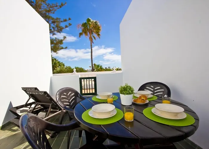 Apartment Club Valena 3, Modern Apartment, Wifi, Close To Amenities, At Matagorda Puerto del Carmen (Lanzarote)